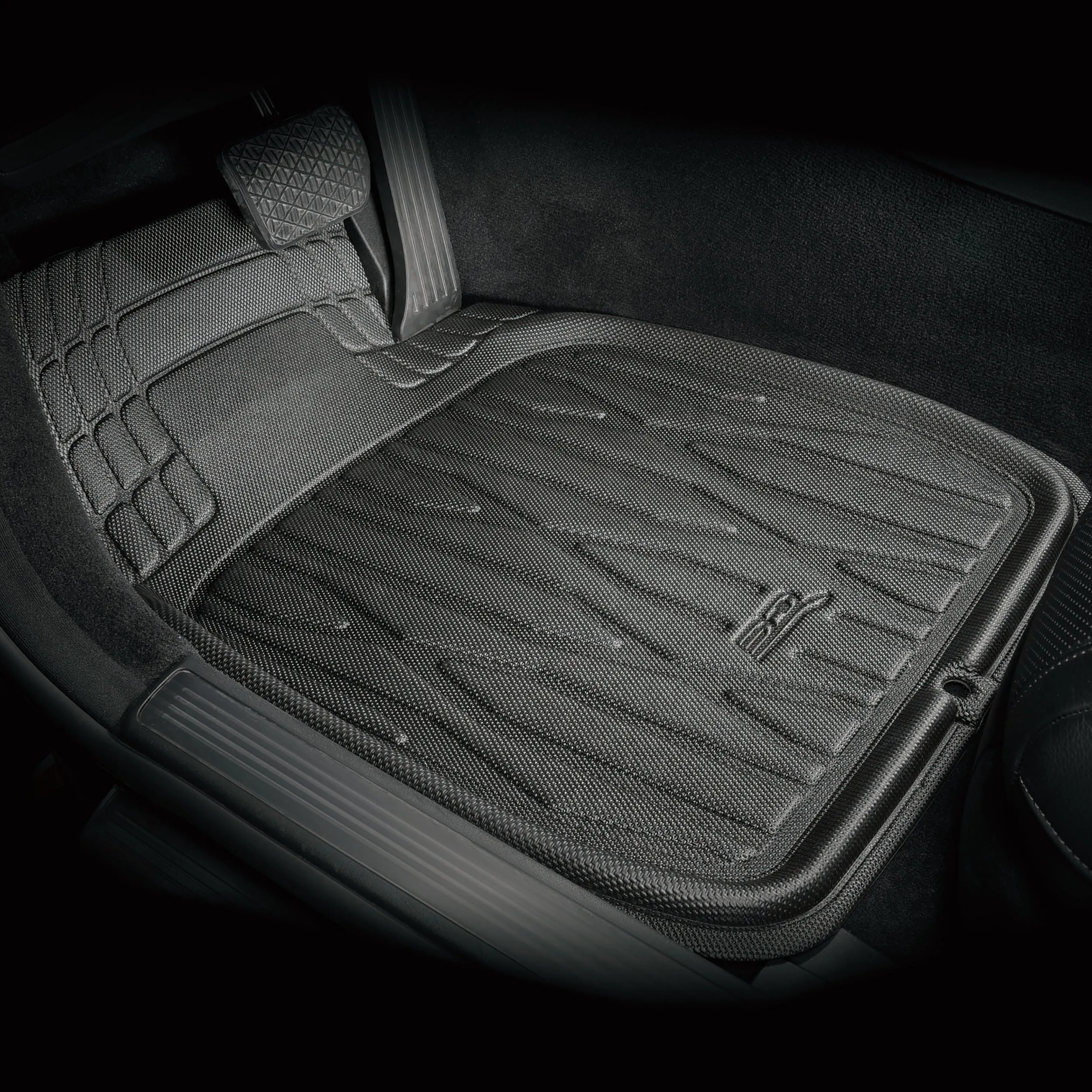 UNIVERSAL TRIM-TO-FIT FLOOR MATS